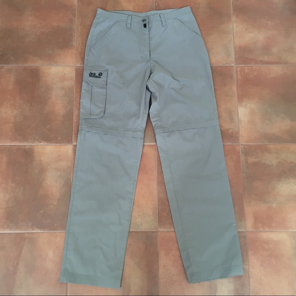 NWOT Jack Wolfskin zip away pants, size 10/12
